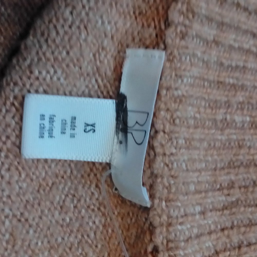 BP. Crewneck Raglan Pullover - Picture 6 of 7